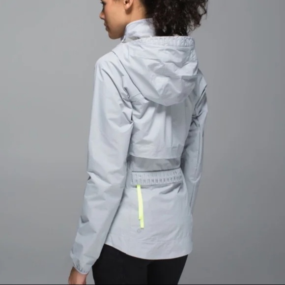 Lululemon The Best Vest 3-in-1 Running Light Vest - Silver Fox Size 8 EUC - Picture 7 of 14